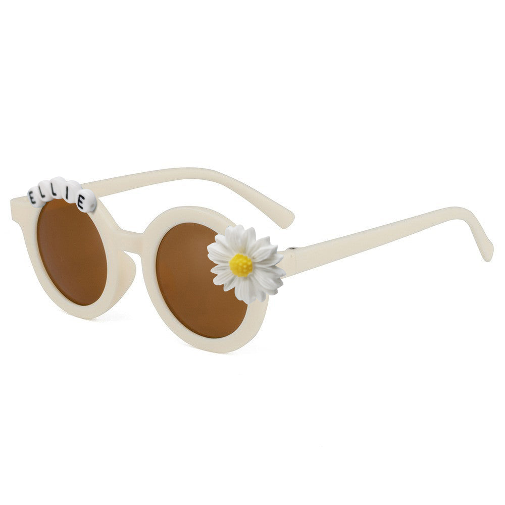 Personalised sunglasses for children and toddlers  AT WWW.PERSONALISEDANDPRETTY.COM 